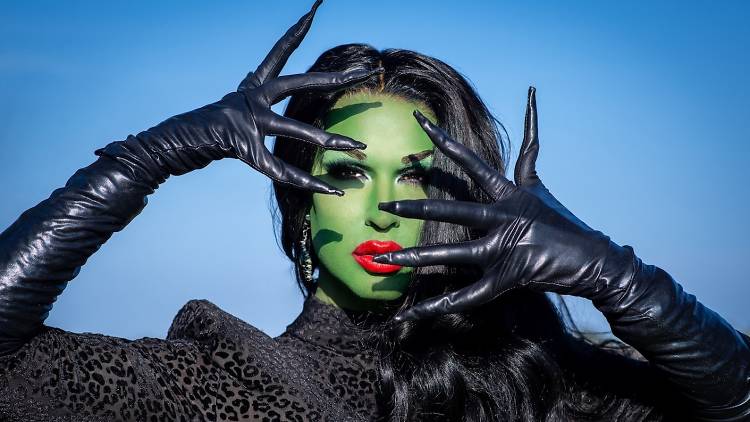 Drag queen Brook Lynn Hytes in green face makeup