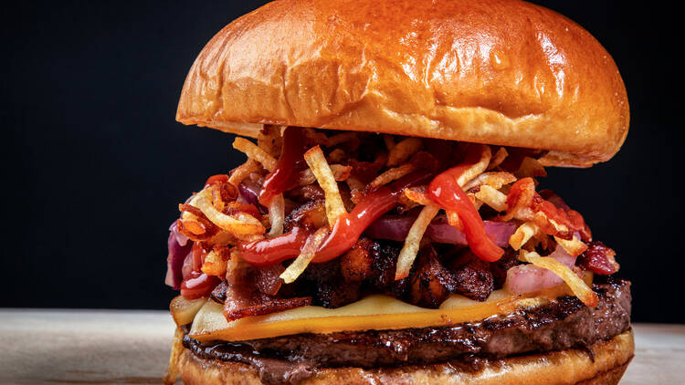 Pipo’s Choice Burger at Pincho Factory