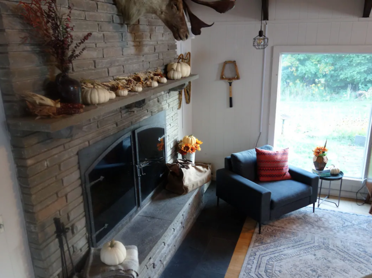 The mid-century ski chalet in Windham
