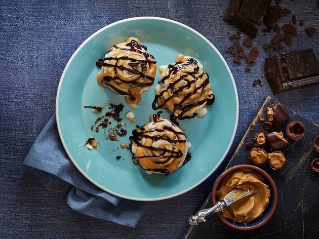 Cinnabon Cinnabon