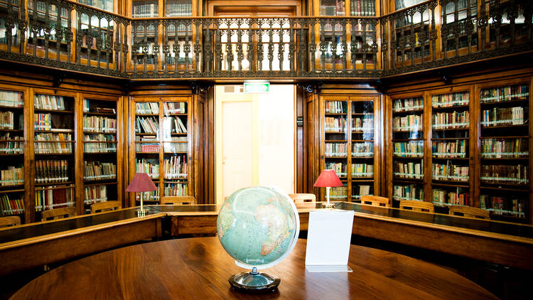 Biblioteca, Biblioteca de São Lázaro, Livros