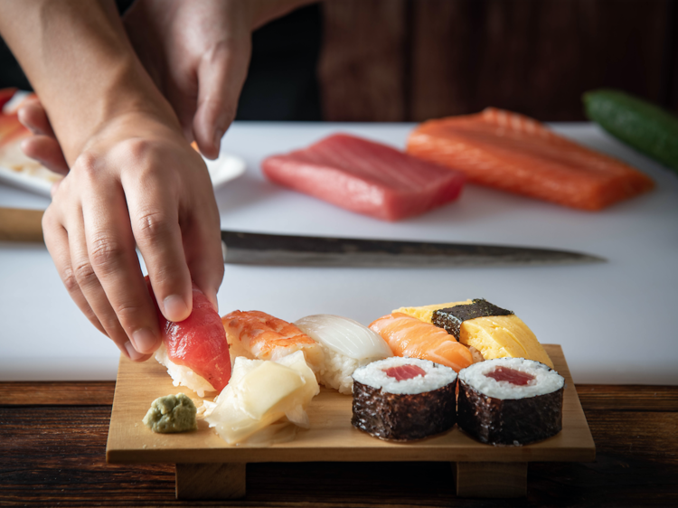 Sushi-loving Japan scrambles to save its fishing industry - Los