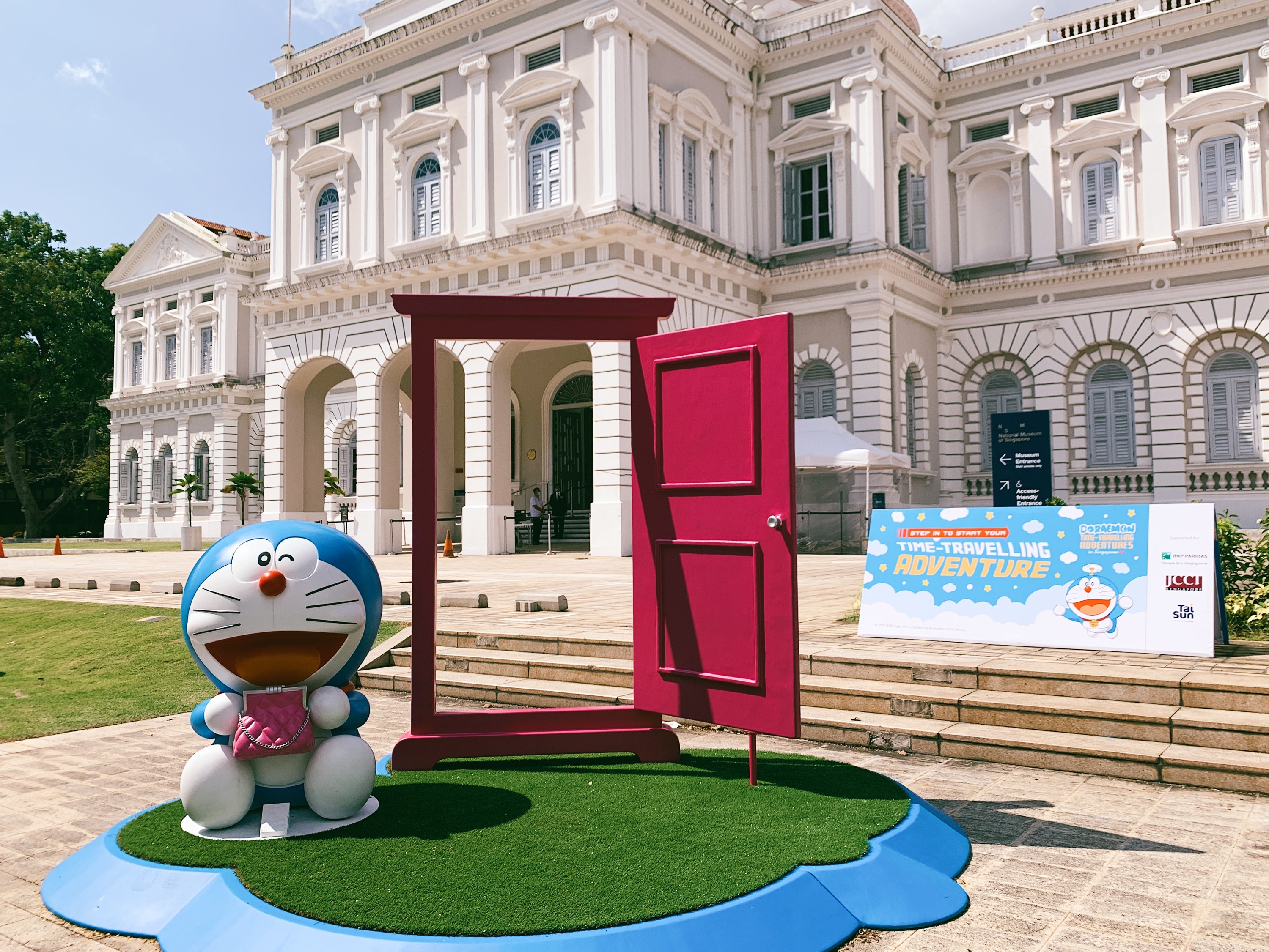 Meet Life Sized Doraemon Statues At The Lawn Of National Museum Of Singapore