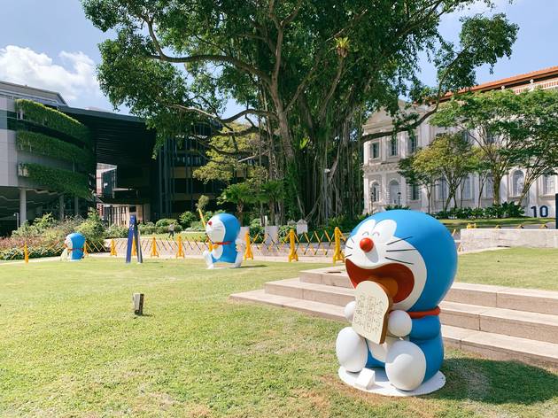 Meet Life Sized Doraemon Statues At The Lawn Of National Museum Of Singapore