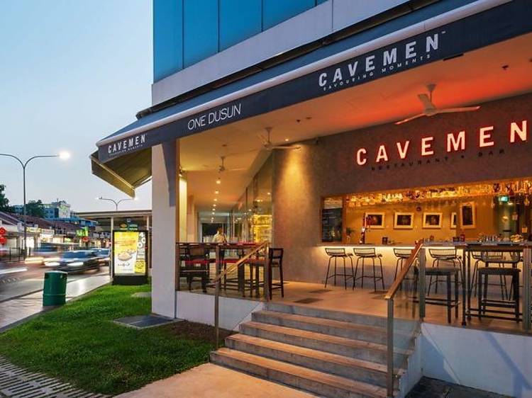 Cavemen Restaurant & Bar