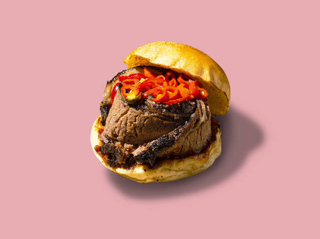 Hype Dish Smokestak S Perfectly Balanced Brisket Bun