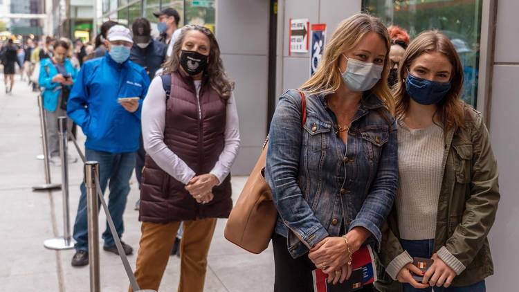 People, waiting, line, vote, voting, election, face mask, COVID-19