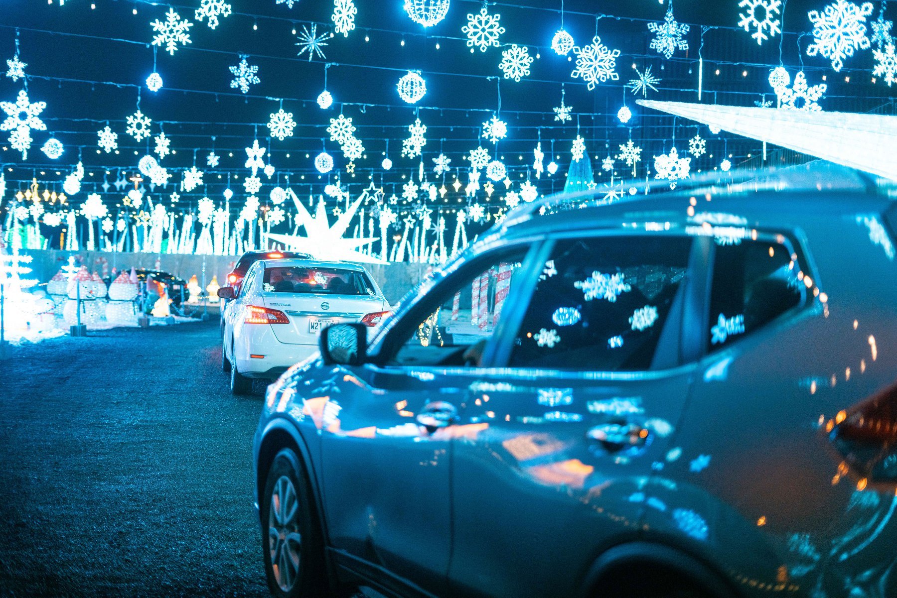 Illumi's Massive DriveThru Light Shows Will Continue Through Christmas