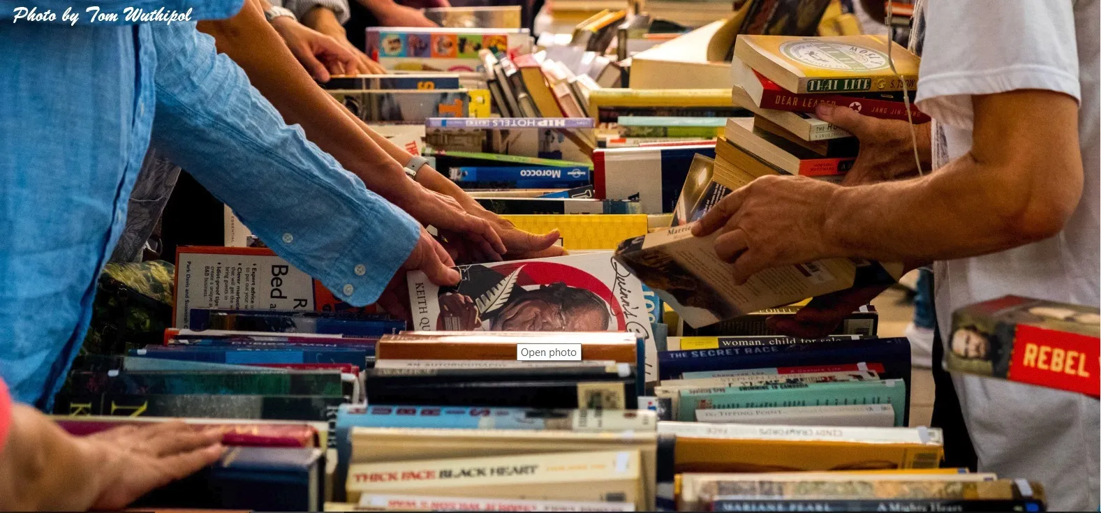 Booksales / Neilson Hays Library