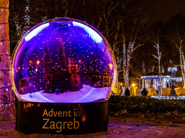 Adviento en Zagreb. Mercadillo Navidad Adviento en Zagreb. Mercadillo Navidad