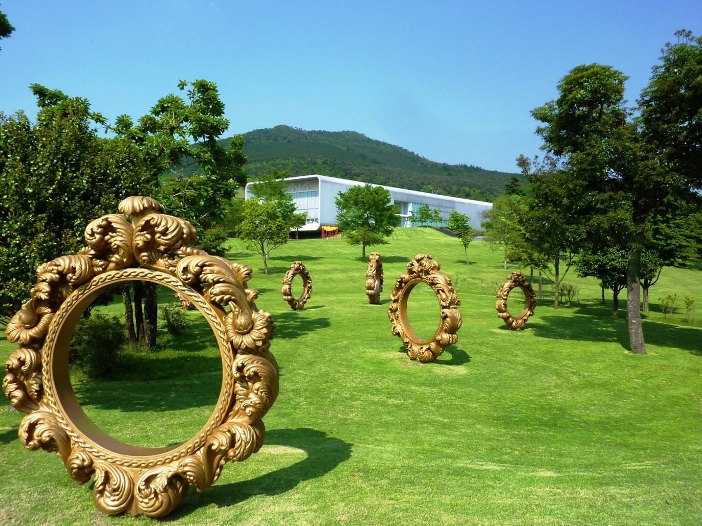 7 best outdoor art museums and parks in Japan