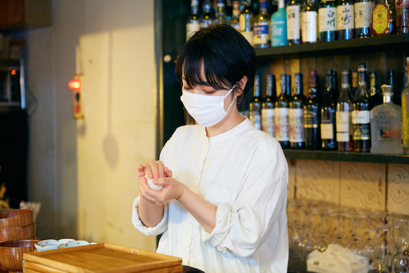 間借りのごはんや湯気
