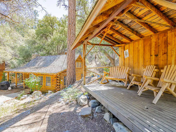 10 cozy cabins near L.A. that you can rent on Airbnb