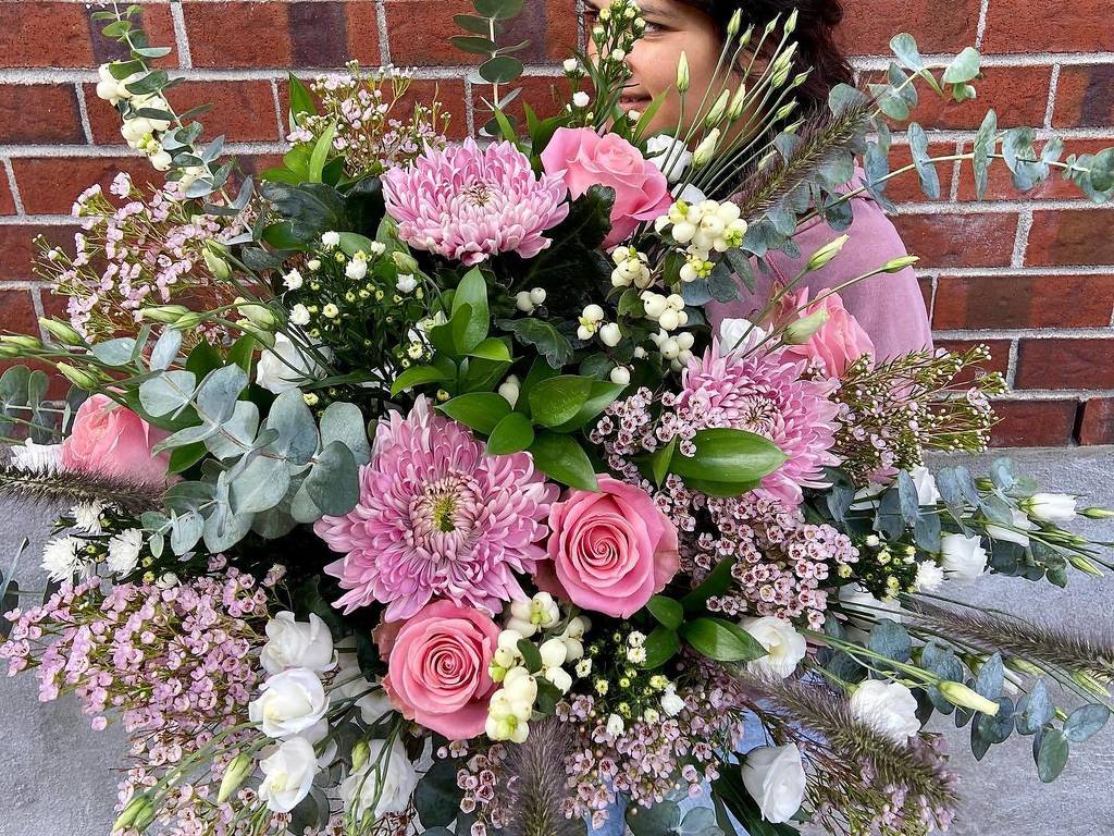 14 Best Florists with Flower Delivery in Montreal Online Florists 2023