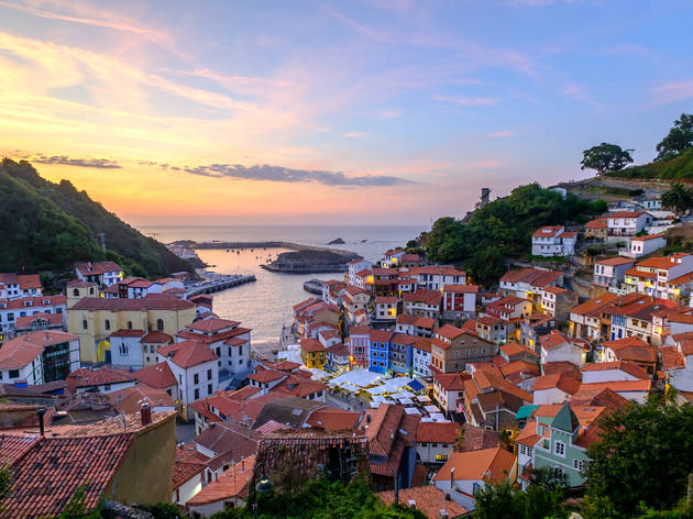 Cudillero. Pueblo bonito. Asturias Cudillero. Pueblo bonito. Asturias
