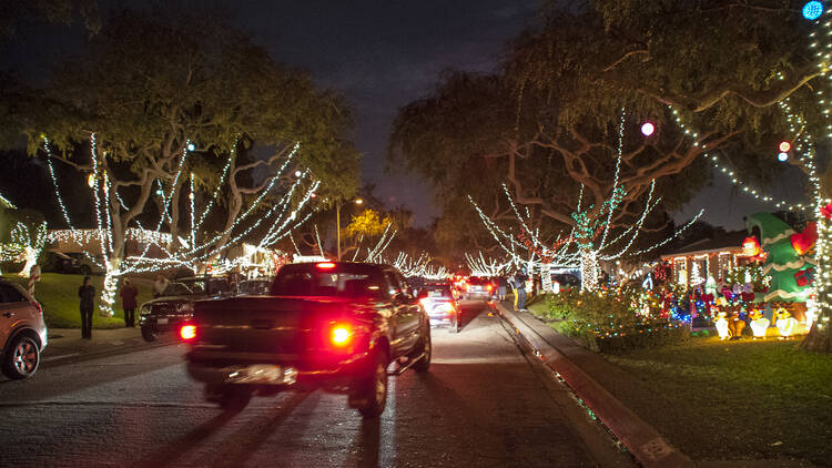 Drive through an over-the-top lights display in Torrance