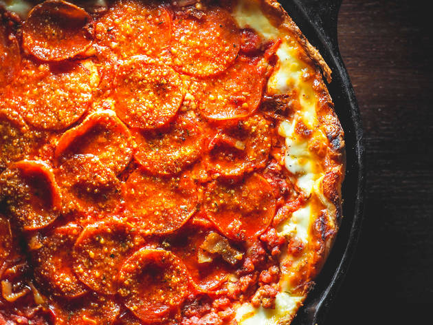 15 Best Deep Dish Pizza Restaurants In Chicago For Saucy Slices