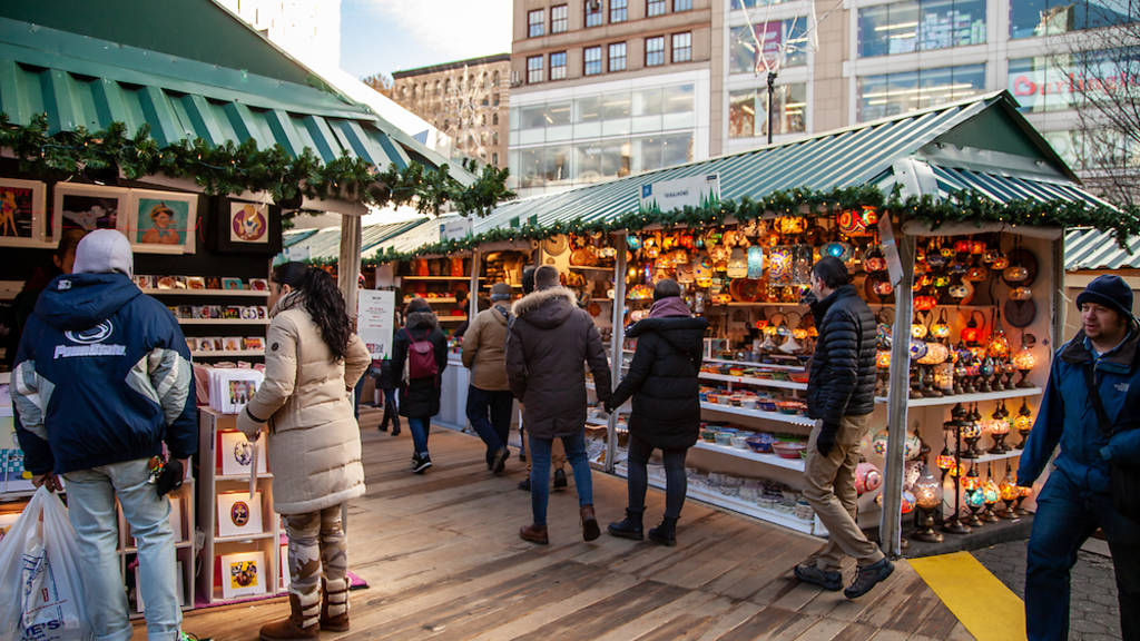 Christmas in New York 2020 Guide to Holiday Lights &amp; Events