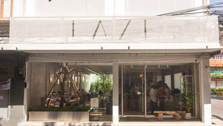 Laze Cafe