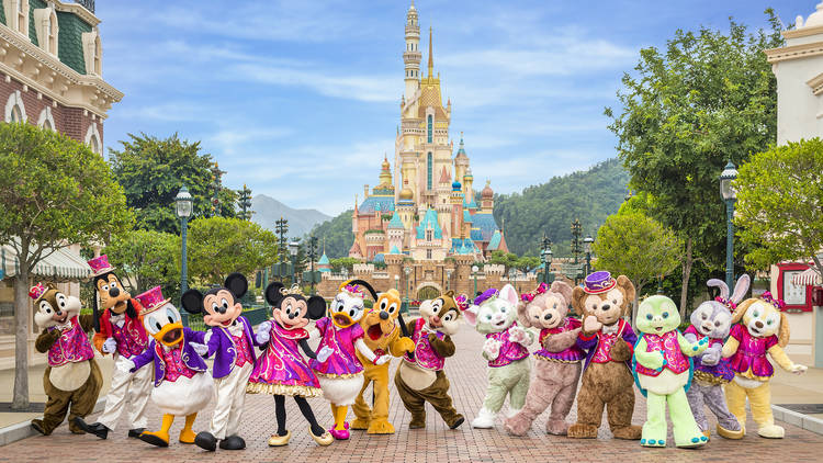 Hong Kong Disneyland castle of magic dreams