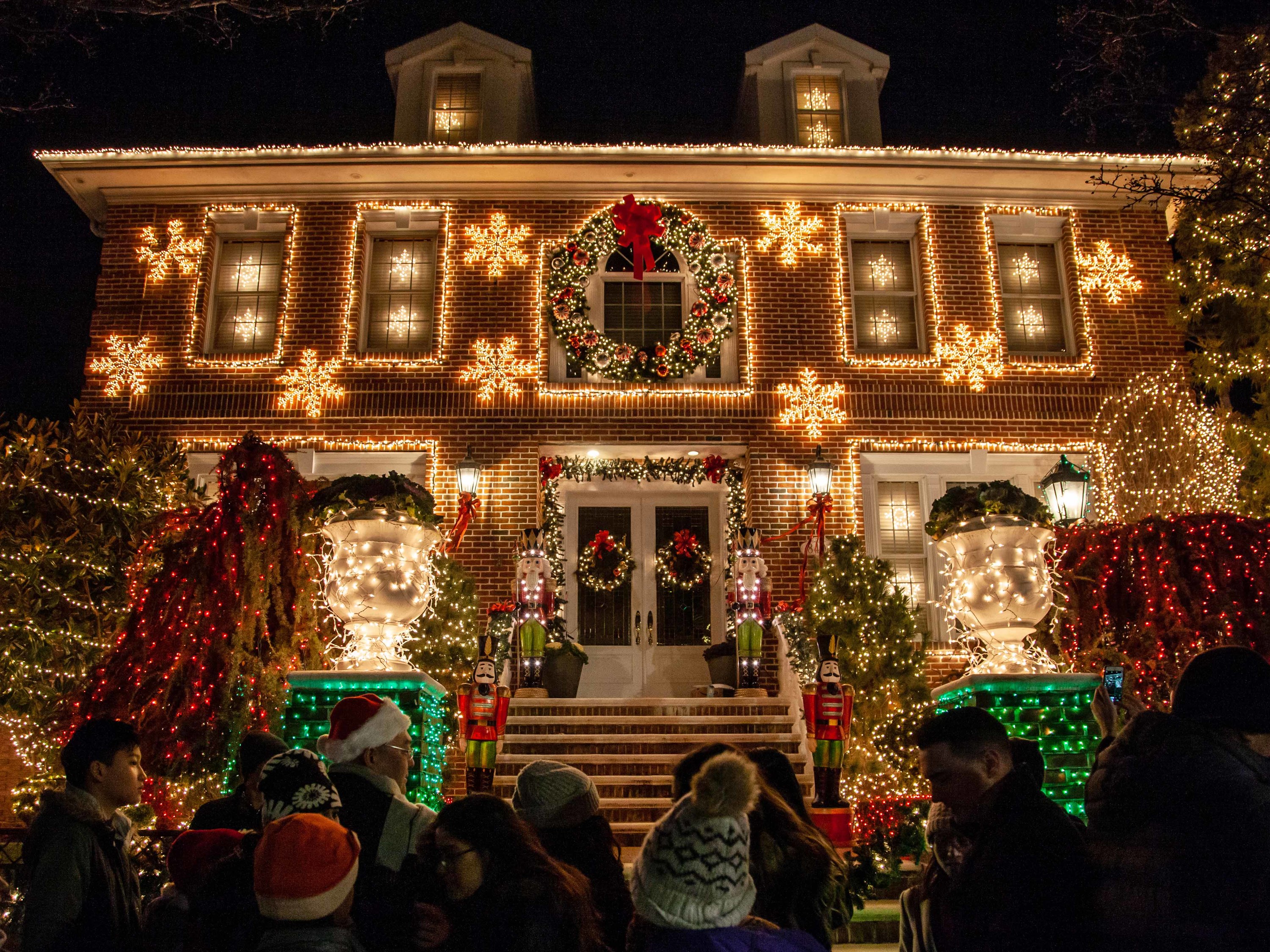 The Best Christmas Lights Nyc Offers And Festive Attractions