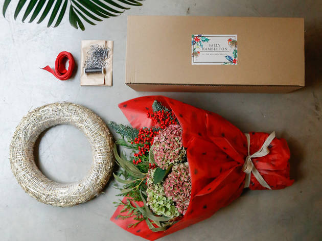 Corona de flores Kit. Sally Hambleton Corona de flores Kit. Sally Hambleton