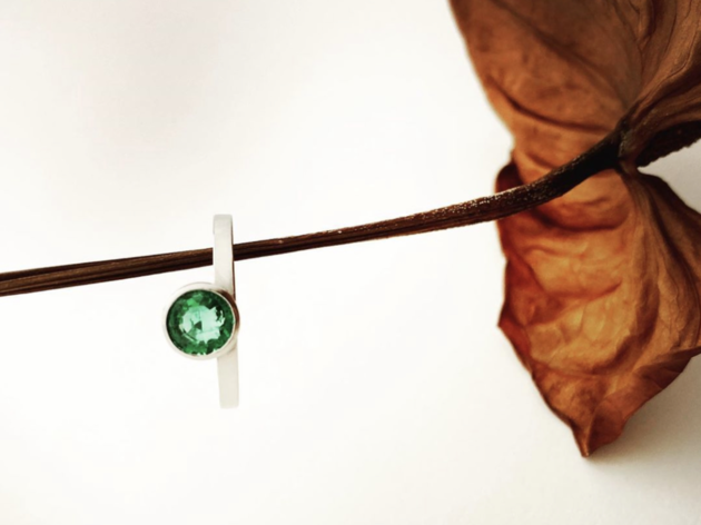 Inés Alonso. Alianzas y joyas personalizadas Inés Alonso. Alianzas y joyas personalizadas
