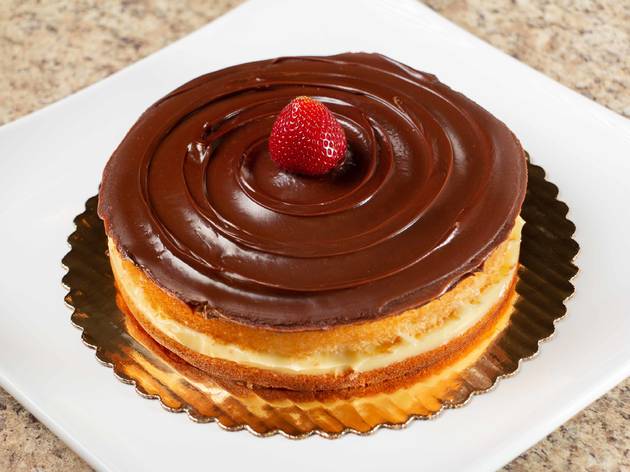 Boston cream pie