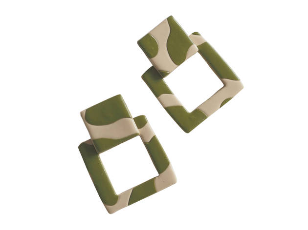 Stud earrings by Studio Fara