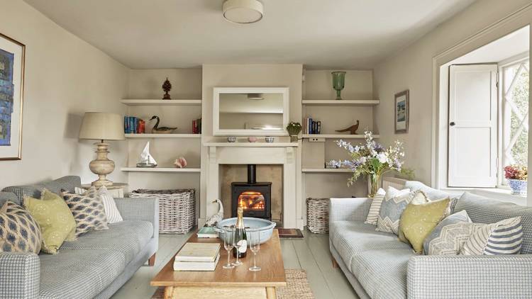 A beachfront cottage in Lulworth Cove