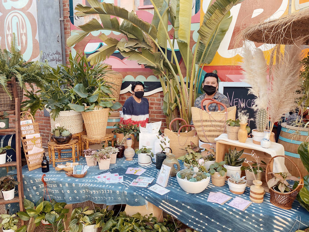 Holiday Markets in Los Angeles for All Your GiftGiving Needs