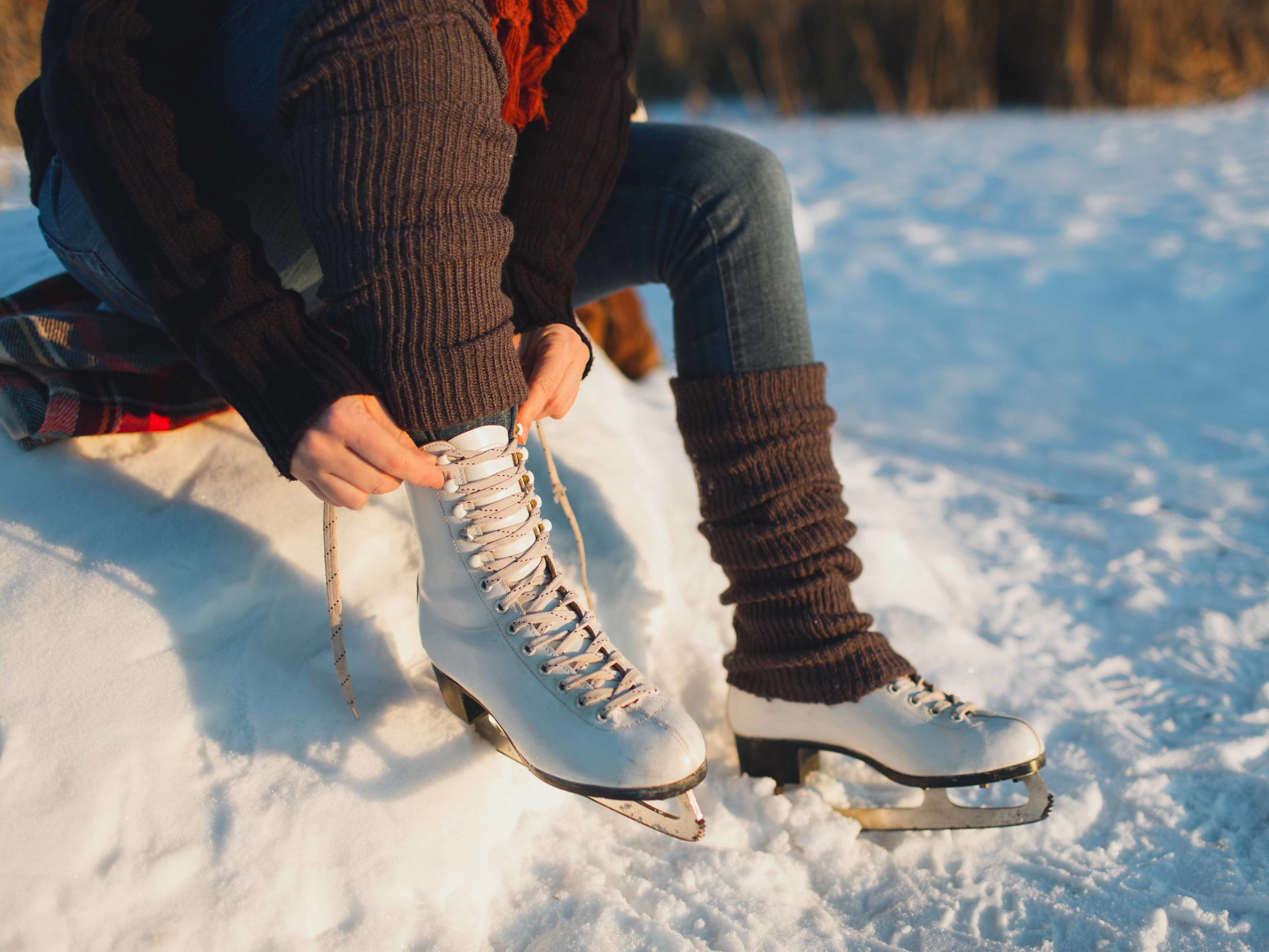 8 Stunning Ice Skating Rinks In Chicago