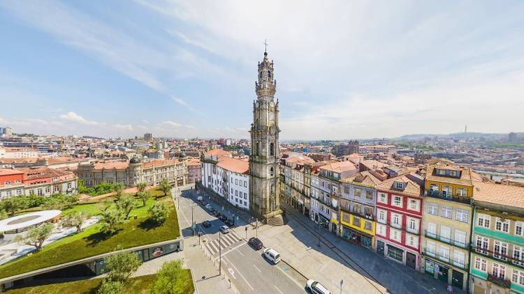 Suba a Torre dos Clérigos (e aprecie a vista)