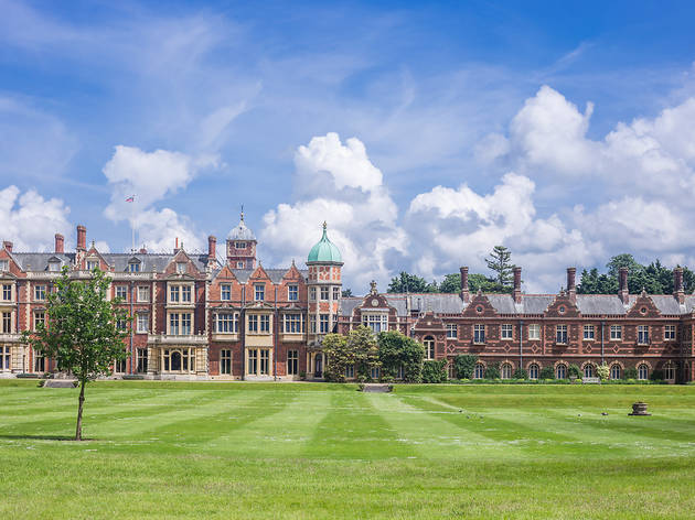 You can now buy gin made on Queen Elizabeth’s countryside estate