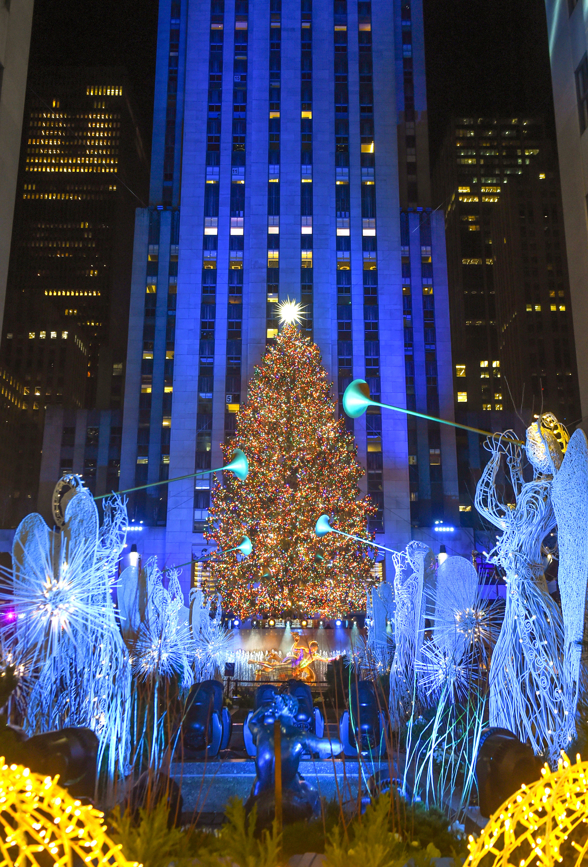 Rockefeller christmas deals tree