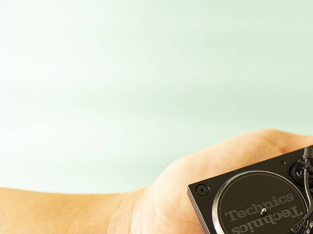 500円のターンテーブル？ Technicsの製品が手のひらサイズに