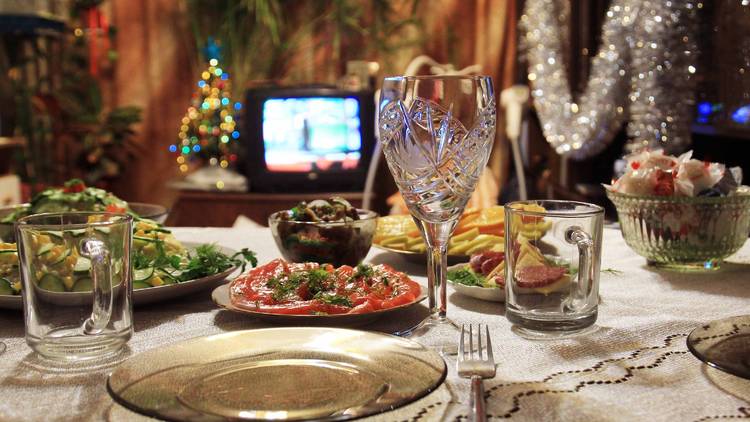 New Year's Eve table