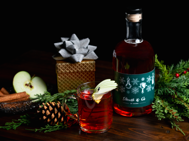 Buy boozy gift packages for your friends from these NYC restaurants Buy boozy gift packages for your friends from these NYC restaurants
