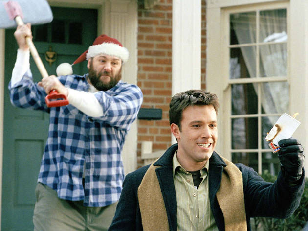 Surviving Christmas Surviving Christmas, película navideña protagonizada por Ben Affleck y Christina Applegate