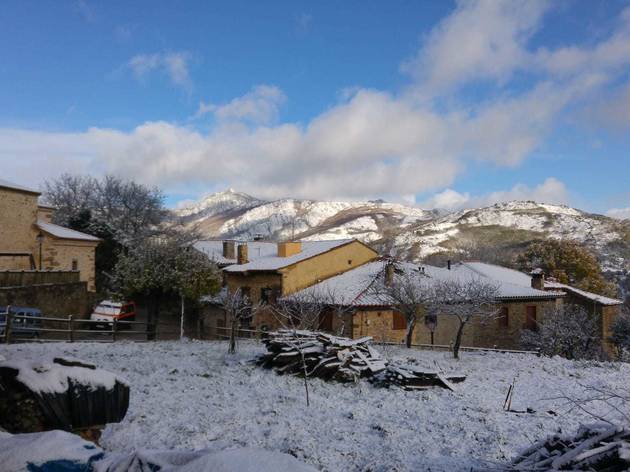 La Hiruela con nieve La Hiruela con nieve
