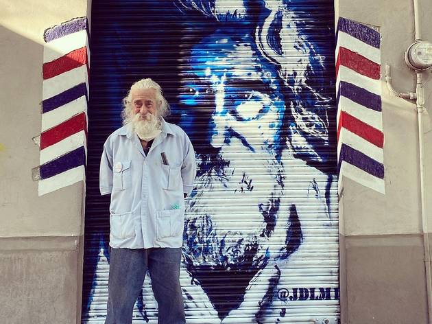 Peluquería Ibarra Don Manuel festeja sus 80 años y Peluquería Ibarra el 88 aniversario