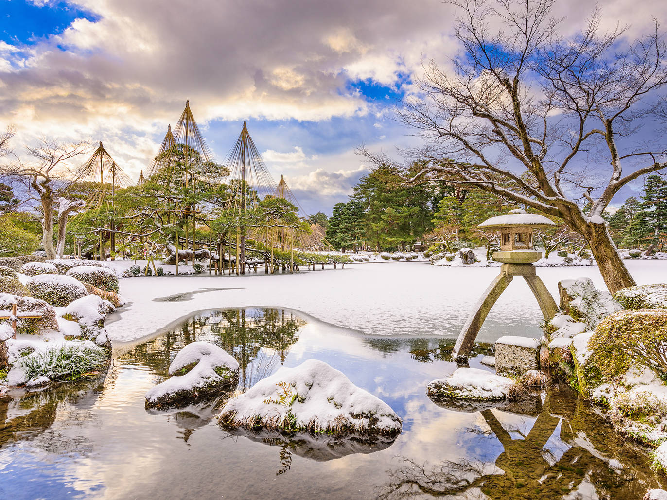 visit japan in summer or winter