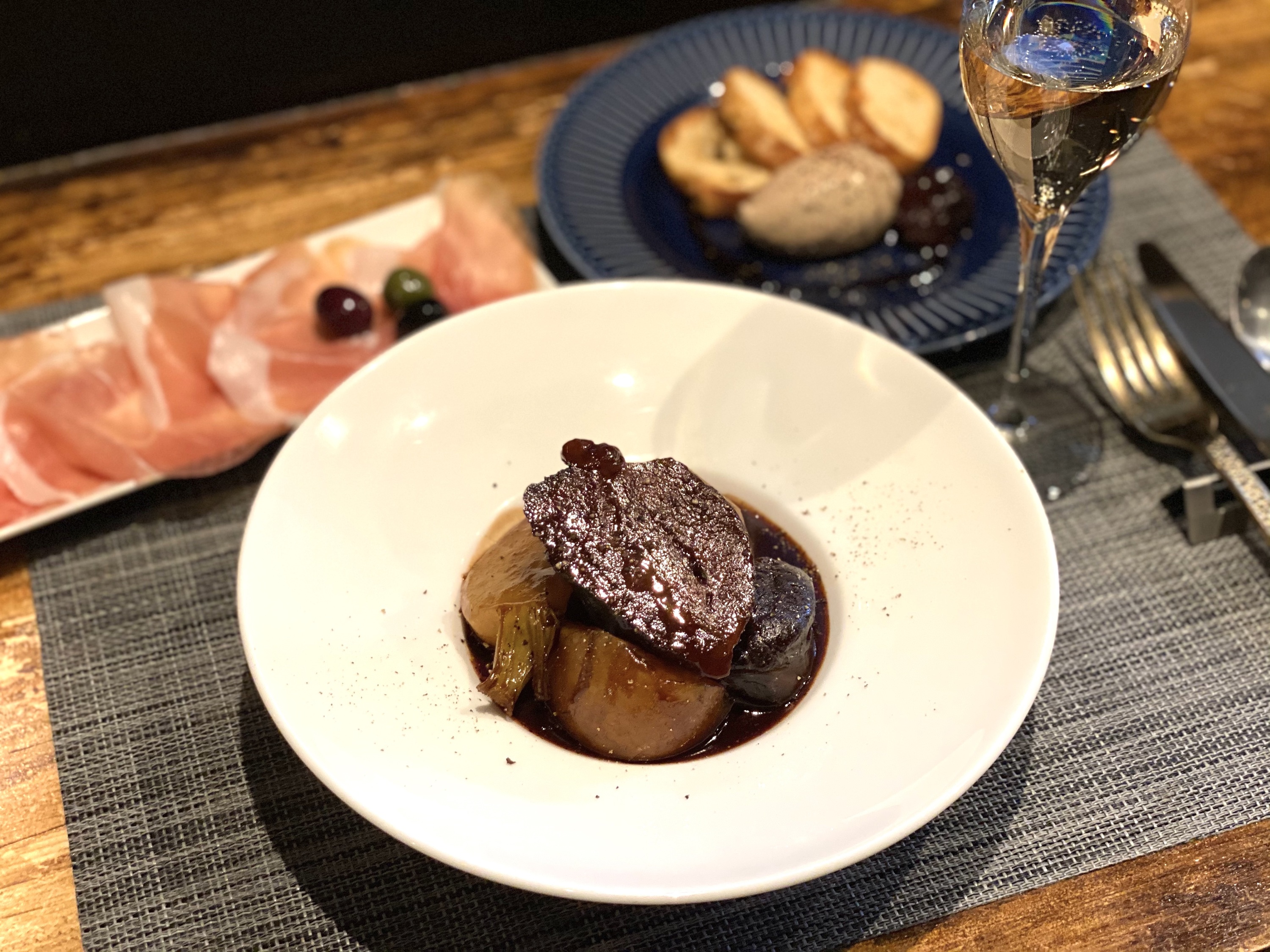 東京 世界のアレンジおでんが味わえる店