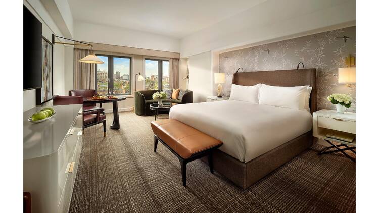 Enjoy a NYE getaway at the Mandarin Oriental