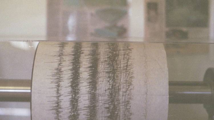 earthquake, seismograph