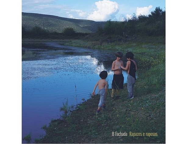 B Fachada - Rapazes e Raposas