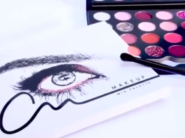 Paleta de sombras Mía por Anahí Anahí lanza una paleta de sombras inspirada en Mia Colucci, su personaje de RBD