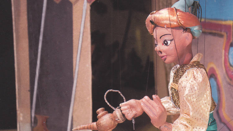 Aladdin Puppetworks 