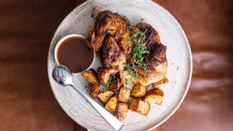 Roast chicken with potatoes