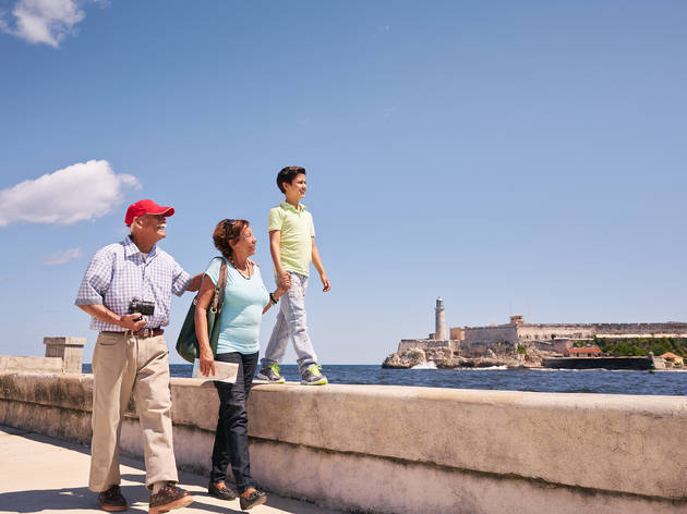 Intergenerational travel – grandparents with child on a trip to Havana Intergenerational travel – grandparents with child on a trip to Havana